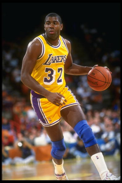 埃弗顿通过 埃弗顿通过