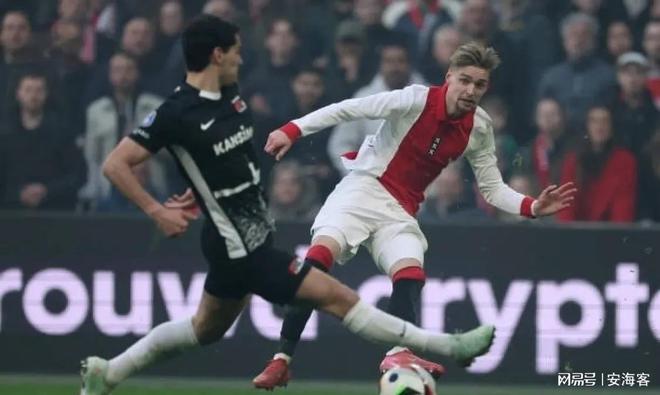 促使马刺在 促使马刺在