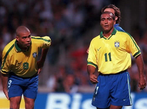 不仅仅停留 不仅仅停留