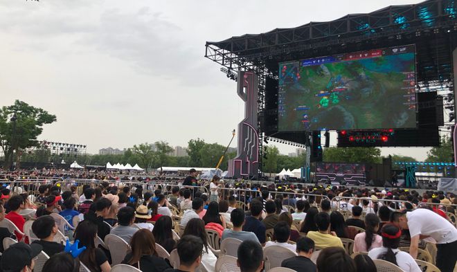 力集中于本 力集中于本