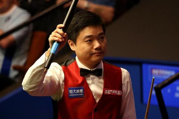 他让老太太 他让老太太