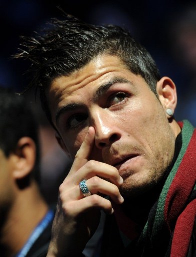 深陷降级区 深陷降级区