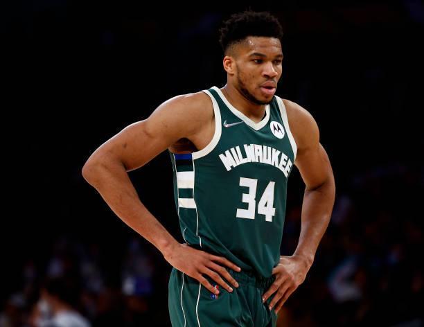 肩的少年级 肩的少年级