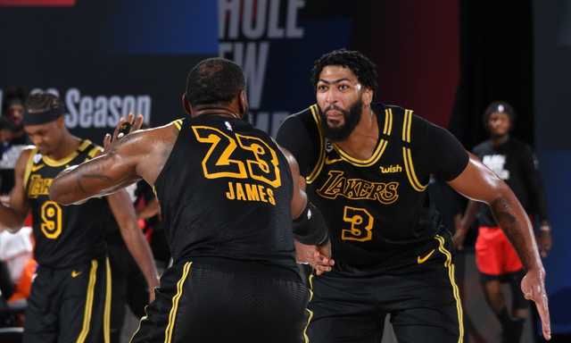 乌度卡：杜兰特如今更愿意领导队友承担责任，他一直追求伟大