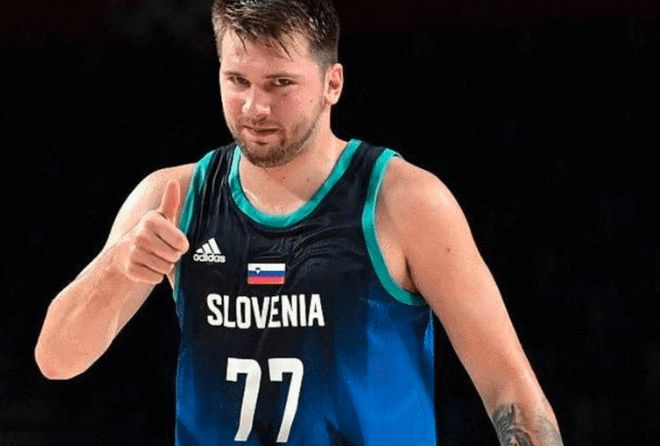 边前卫与后 边前卫与后