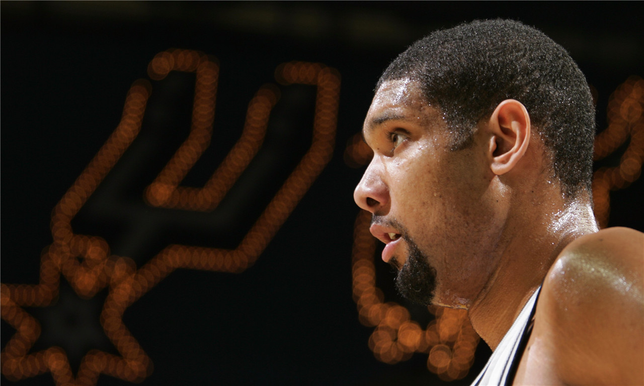 为5后卫低 为5后卫低